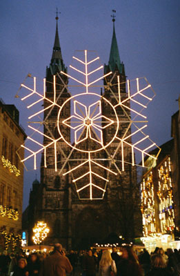 Lorenzkirche Nürnberg Dez. 2004